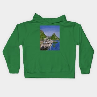 Cruise ships in Milford Sound, New Zealand Kids Hoodie